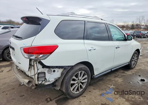 2015 Nissan Pathfinder S z USA, uszkodzony, nr VIN 5N1AR2MM2FC646310